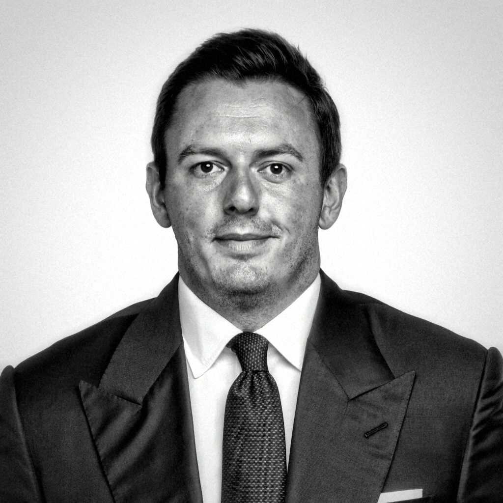 We had the pleasure of speaking with Ardal Loh-Gronager, founder and managing partner at Loh-Gronager Partners, based in London.